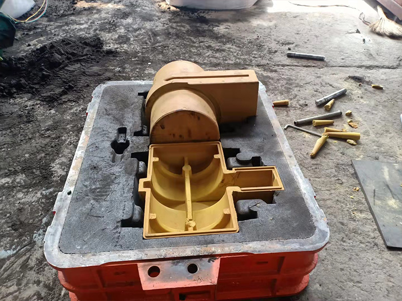 Micro-vibration Compaction Molding Machine-07