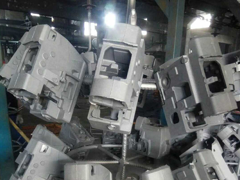 Overhead Conveyor Shot Blasting Machine Details
