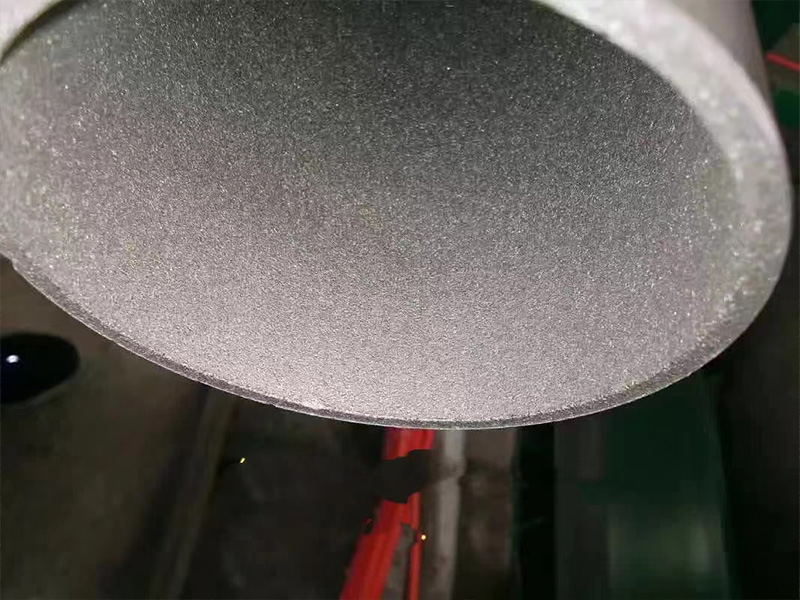 QGW steel pipe inner wall shot blasting machine cleaning effect