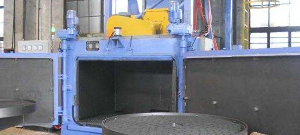 Rotary table shot blasting machine