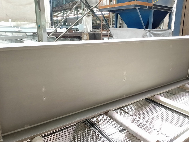Structural steel surface finish Sa 2.5 after QH69 blasting