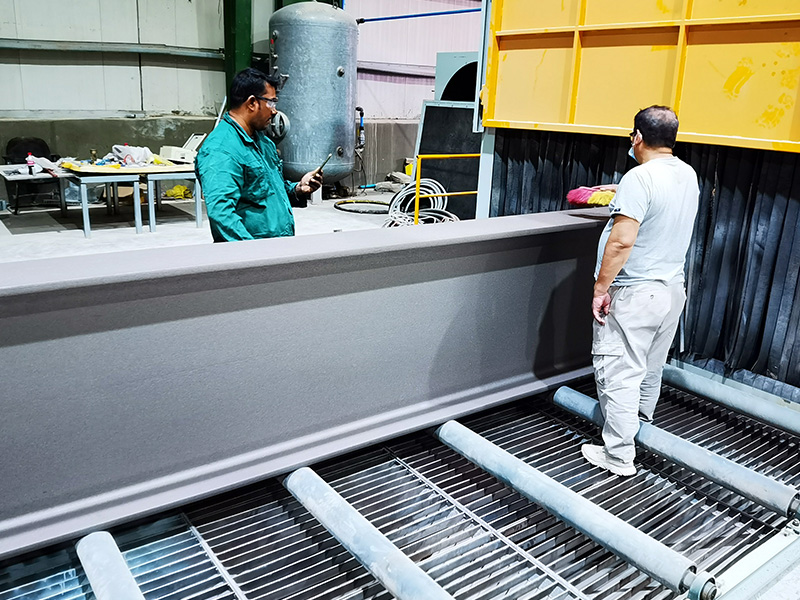 Structural steel surface finish Sa 2.5 after QH69 blasting