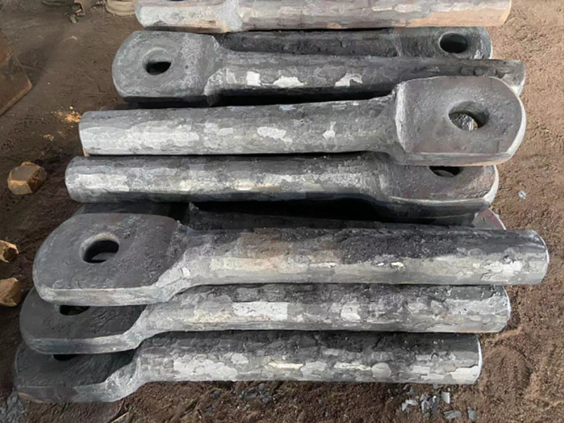 Thick high temperature iron oxide scale on hot die steel forging before treatment
