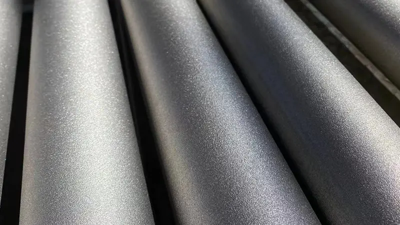 Steel pipe outer surface cleaning effect after shot blasting with Sa 2.5 cleanliness